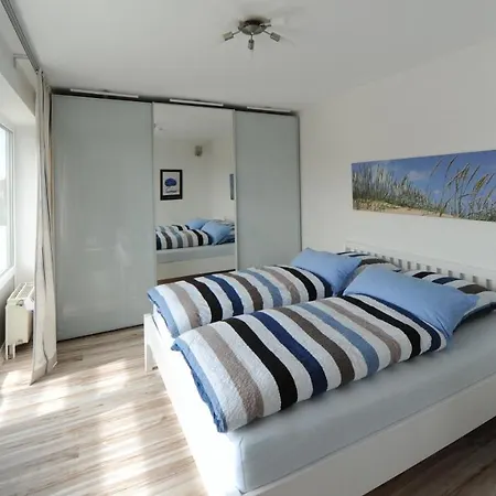 Lichtdurchflutete Ferienwohnung Mit Suedbalkon Wangerooge Eksteriør billede